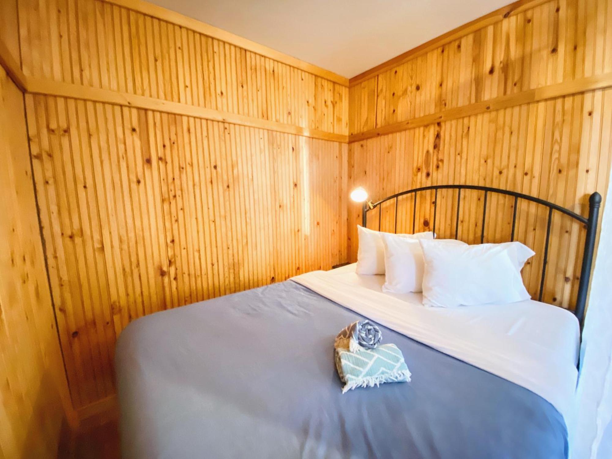 Flathead Lake Resort Woods Bay Luaran gambar